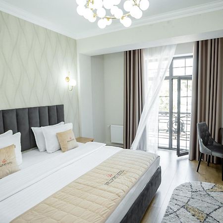 Wellfort Hotel Samarkand Bagian luar foto