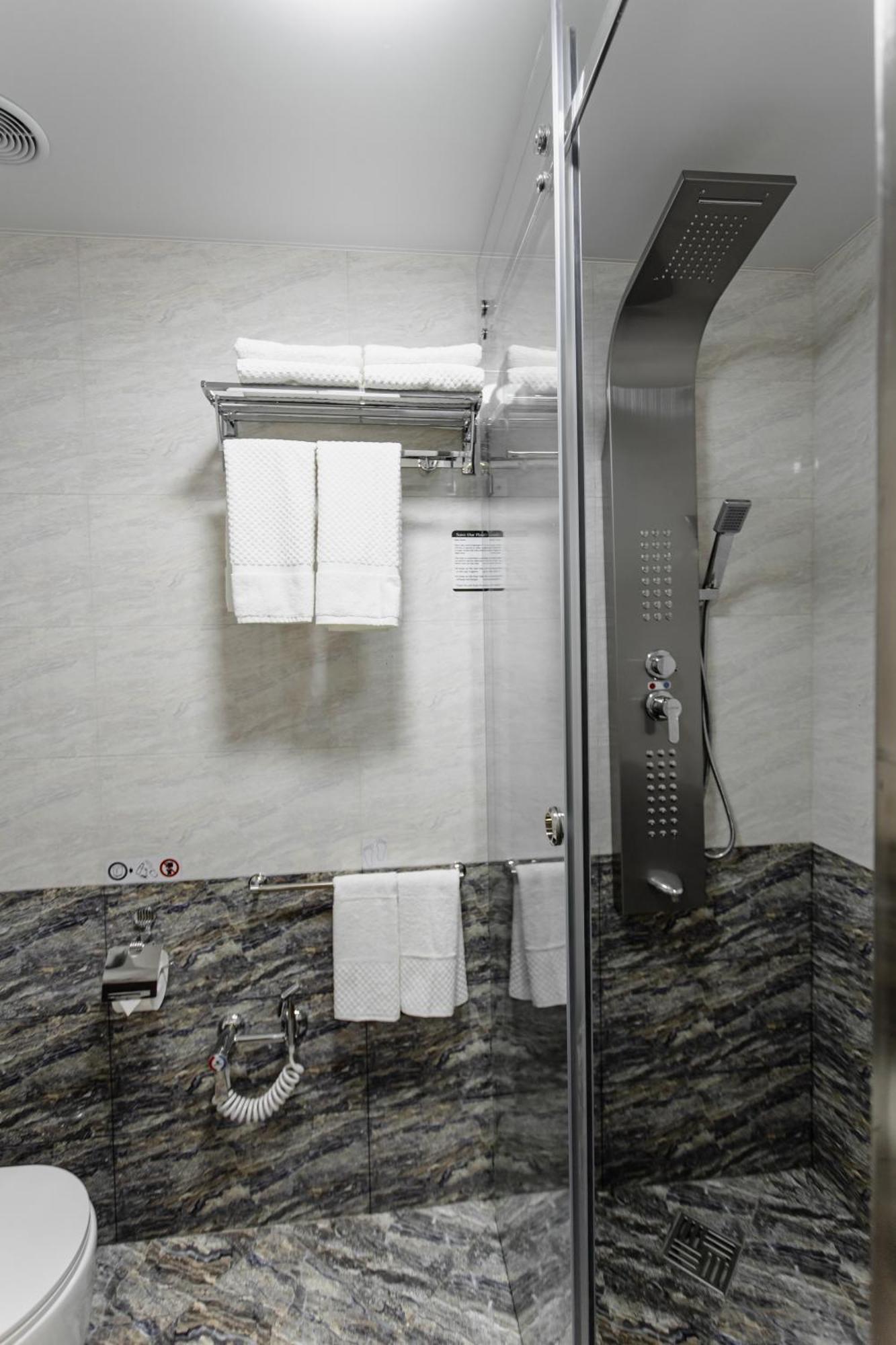 Wellfort Hotel Samarkand Bagian luar foto
